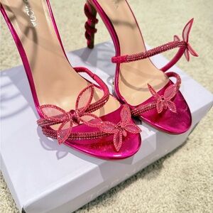TOP Moda Fuchsia Butterfly Heels